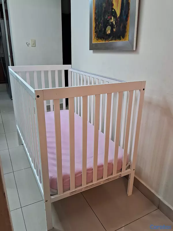 muebles - cuna en color blanco con poco uso,  2