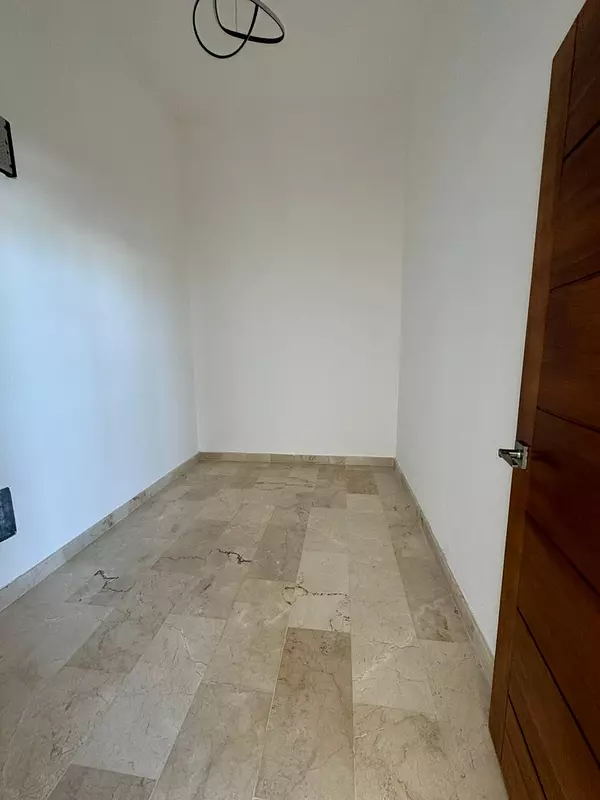 penthouses - Vendo Penthouse con vista al mar de 480 mts de 2 piso en Evaristo Morales 4