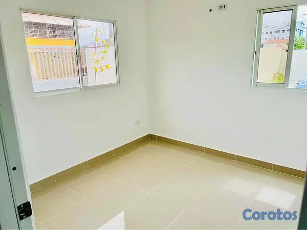 apartamentos - VENDO apartamento PRIMER PISO CON PATIO en Prado O 2