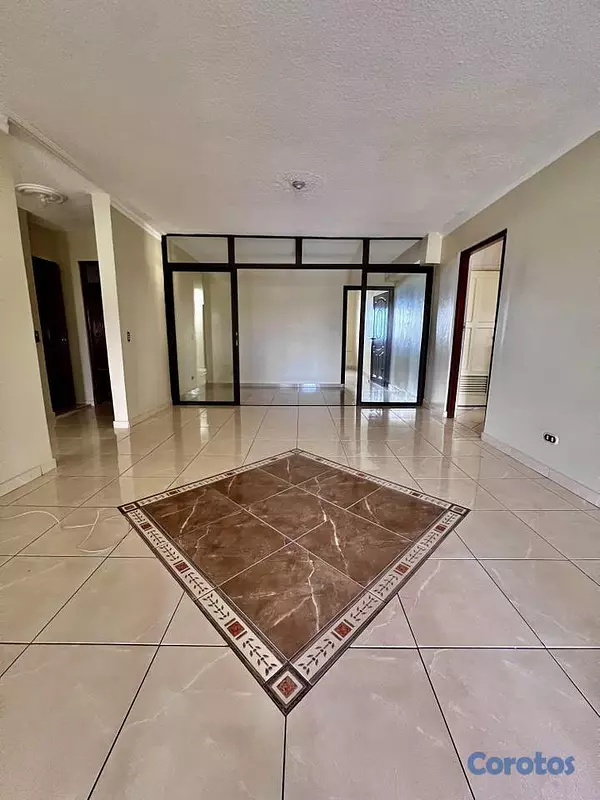 casas - Casa de 4 habitaciones 4 baños en alquiler para ne 13