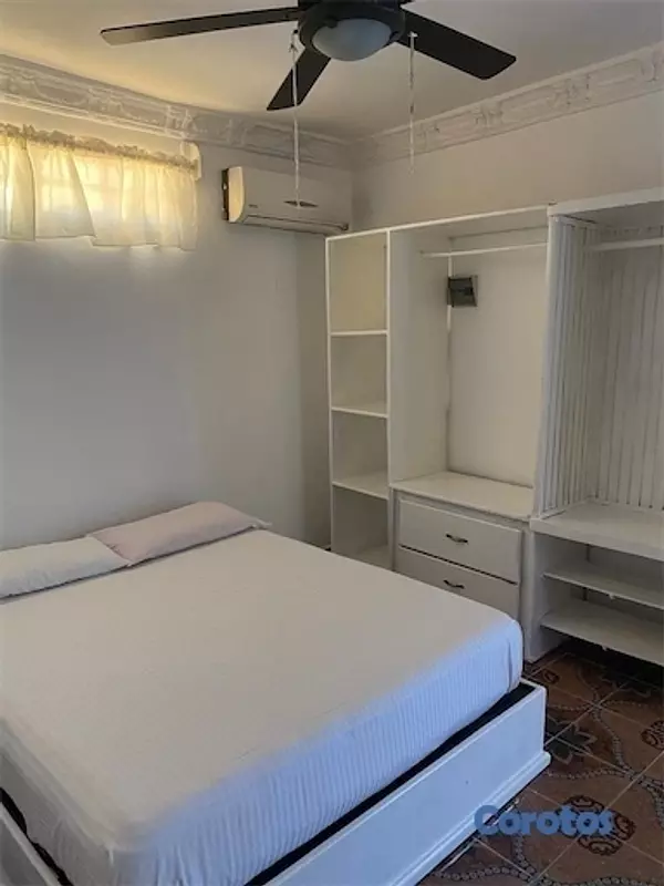 casas vacacionales y villas - Venta de hotel con 10 habitaciones en Juan dolio con piscina cerca de la playa  6