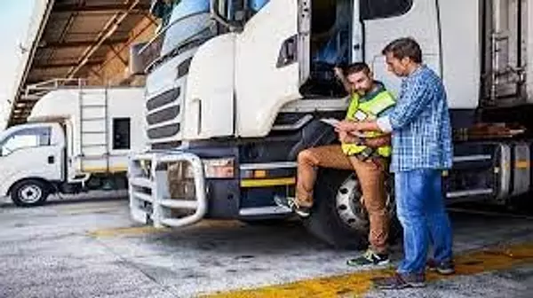 empleos disponibles - Se solicita ayudante de chofer 
 2