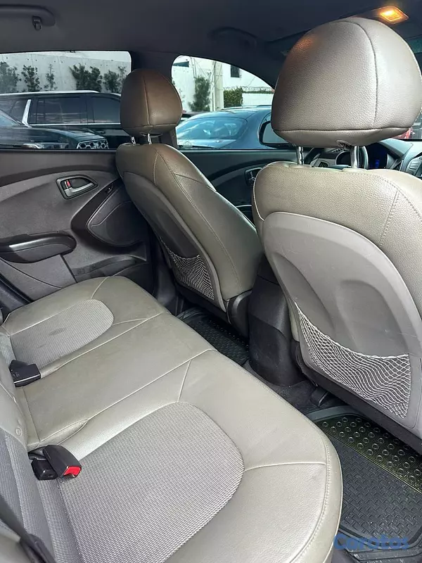 jeepetas y camionetas - Hyundai Tucson año 2015 3