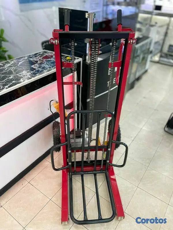 equipos profesionales - Montacargas grua Carretilla de 2 metros de elevacion electrico de 200KG 6