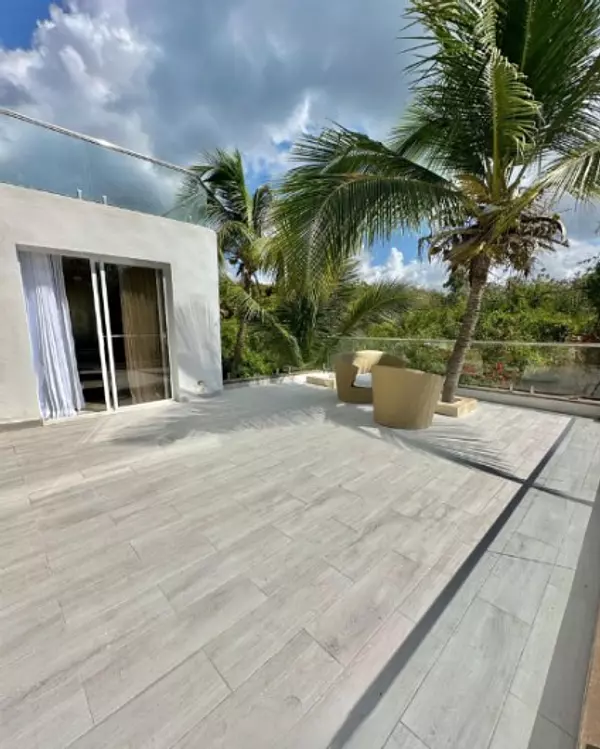 casas vacacionales y villas - Venta, Villa de 5 Habitaciones Ubicada en Juan Dolio 8