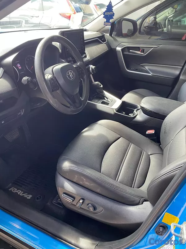 jeepetas y camionetas - Toyota Rav4 XLE 2019 6