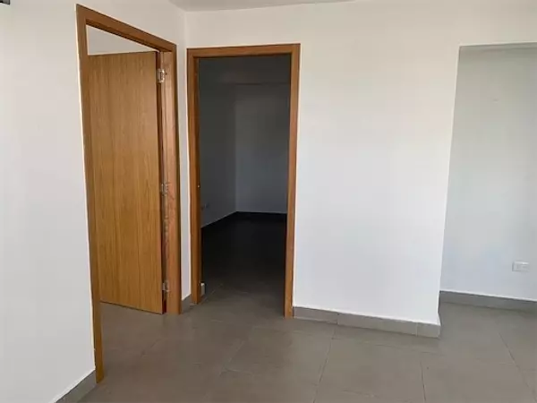 oficinas y locales comerciales - De oportunidad local de 50m en 750 usd 5