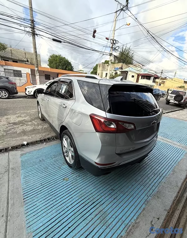 jeepetas y camionetas - Chevrolet Equinox Premier 2019 3