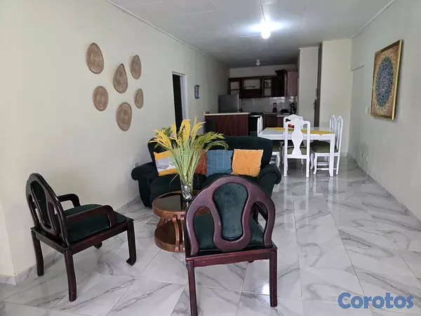 casas vacacionales y villas - En Constanza, casa en renta amueblada, fija y por temporada, capacidad para 6 9