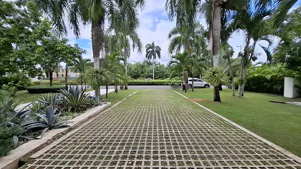 casas vacacionales y villas - VILLA EN VENTA DE 960m2 - PLAYA NUEVA ROMANA 2