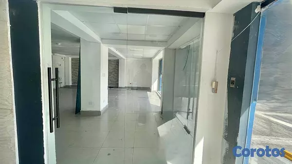 oficinas y locales comerciales - Local comercial u Oficina en alquiler en Av. 27 de 3