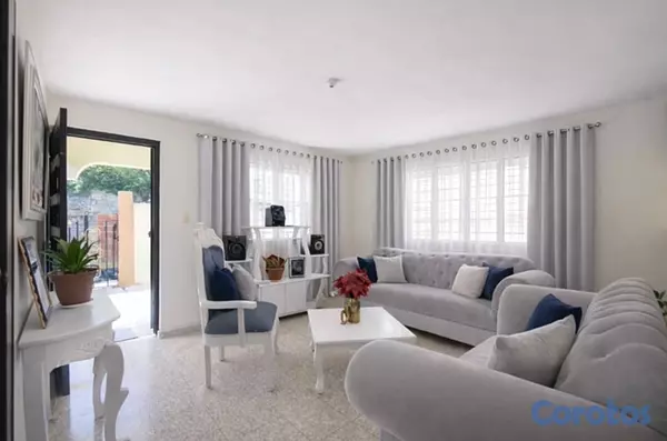 casas - Vendo Casa En la Avenida Independencia, Santo Domingo Distrito Nacional 9