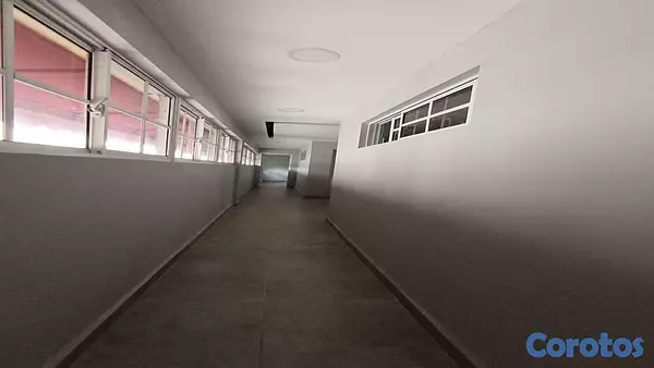 oficinas y locales comerciales - Local para Consultorios en Venta de 165.84 mt2 en edificio Profesiona. 2
