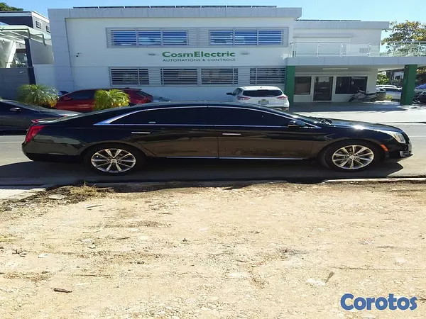 carros - Cadillac Luxury negro 2014 2