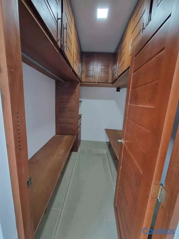 casas - Casa Centrica En Venta En La Vega 5