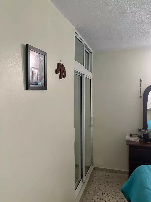 casas - Casa Espaciosa en Venta – Av. Independencia, Santo 6