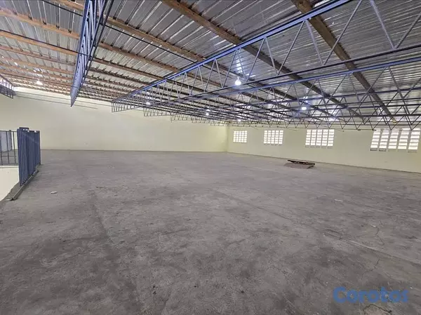 otros inmuebles - Nave Industrial de 800 m² en Alquiler en Avenida I 8