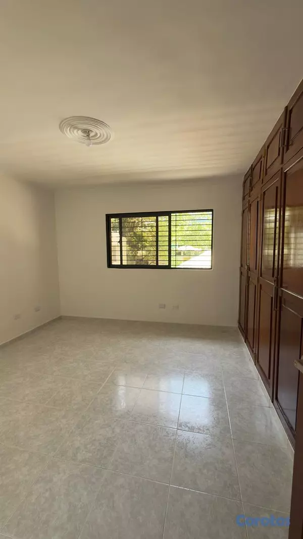apartamentos - Alquilo apt de 2 hab en Evaristo Morales.  4
