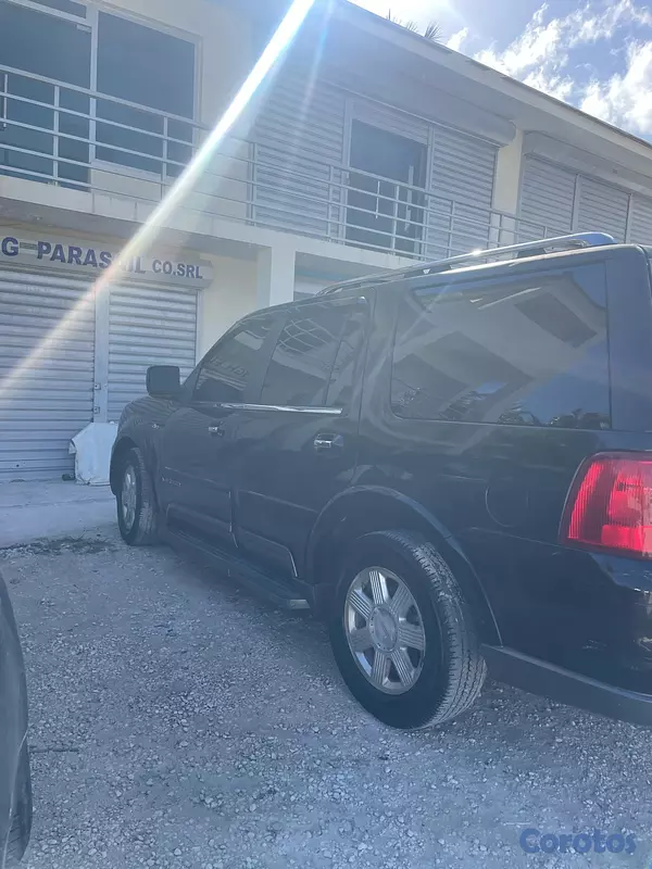 jeepetas y camionetas - Navigator de oportunida  9