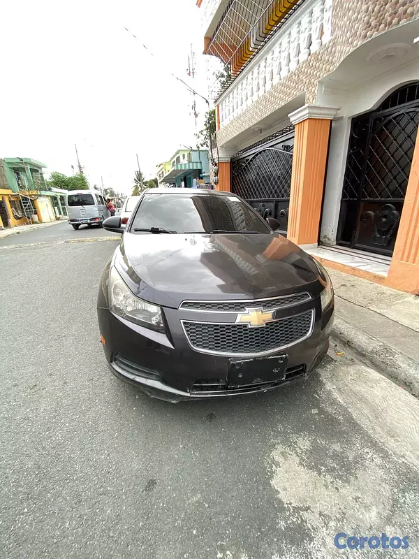carros - Carro Chevrolet Cruze LS Negro 2