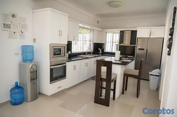 casas - Villa con Piscina en Santiago | 6 Habitaciones | Oportunidad Unica 19