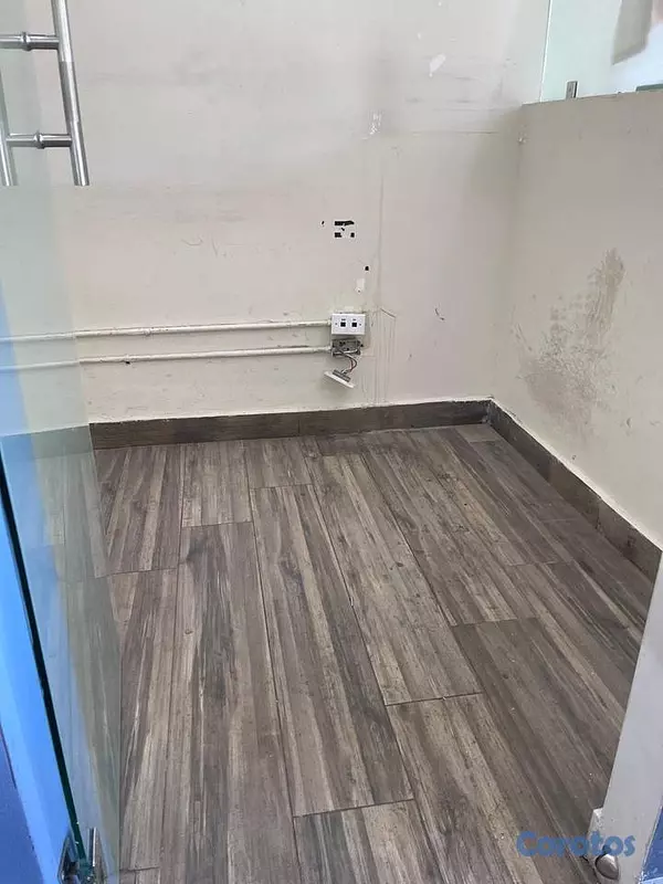 oficinas y locales comerciales - Local Comercial de 278mt2 en alquiler en LOS PRADO 10
