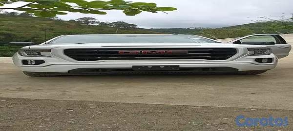 jeepetas y camionetas - GMC en buen estado de 4 cilindro turbo a un buen precio de gasolina del año 2022 3