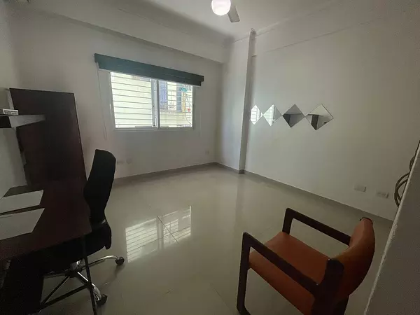 apartamentos - Se vende apartamento en Evaristo Morales 6