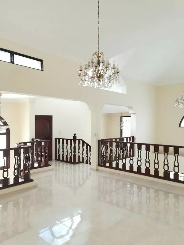 casas - CASA EN ALQUILER EN EL RES. EL DUCADO 5