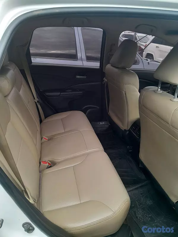 jeepetas y camionetas - Precio inicial: RD$ 400,000 
Precio total: RD$ 1,070,000 NEGOCIABLE‼️ 3