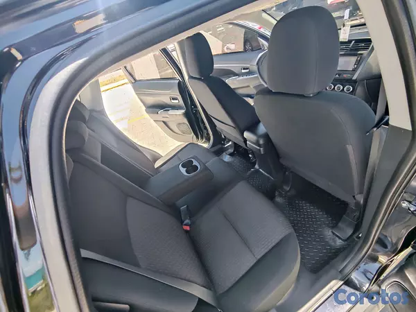jeepetas y camionetas - Mitsubishi Outlander Sport 10