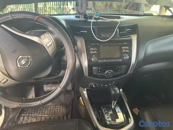 jeepetas y camionetas - Nissan Frontier 2016 8