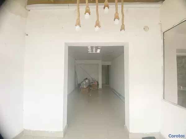 oficinas y locales comerciales - se alquila local  5