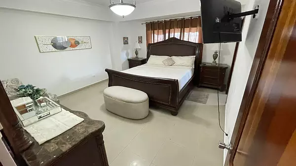apartamentos - Alquilo apart amueblado en mirador norte
3 hab 
3.5 baños
2 parques techados
Asc 9