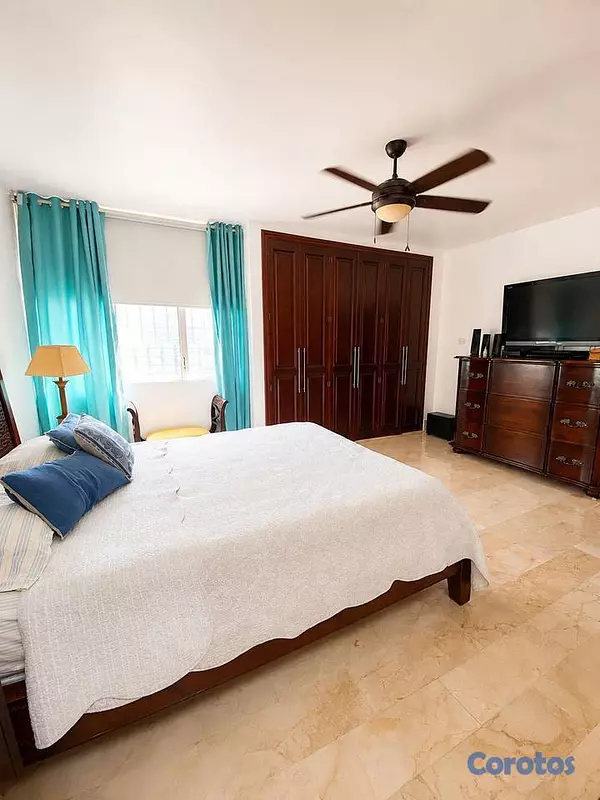 casas - Casa de 3 habitaciones 2 baños en alquiler en El V 13