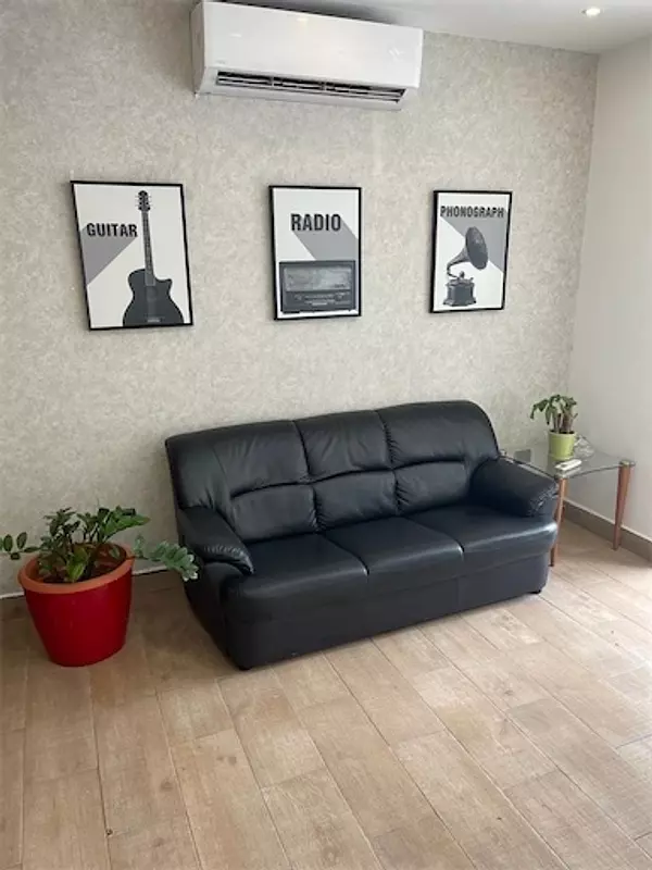 oficinas y locales comerciales - Local amplio en primer nivel 5