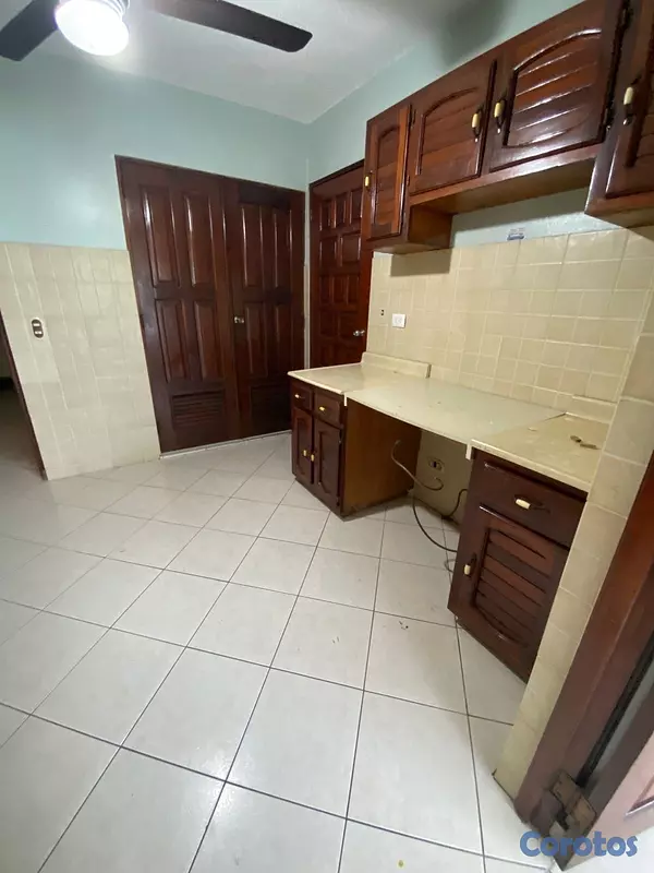 oficinas y locales comerciales - CASA COMERCIAL  4