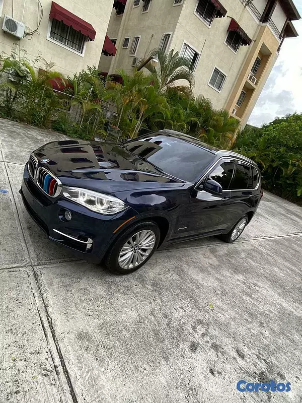 jeepetas y camionetas - 2017 bmw x5 xDrive35i  $22,600 como nueva 3