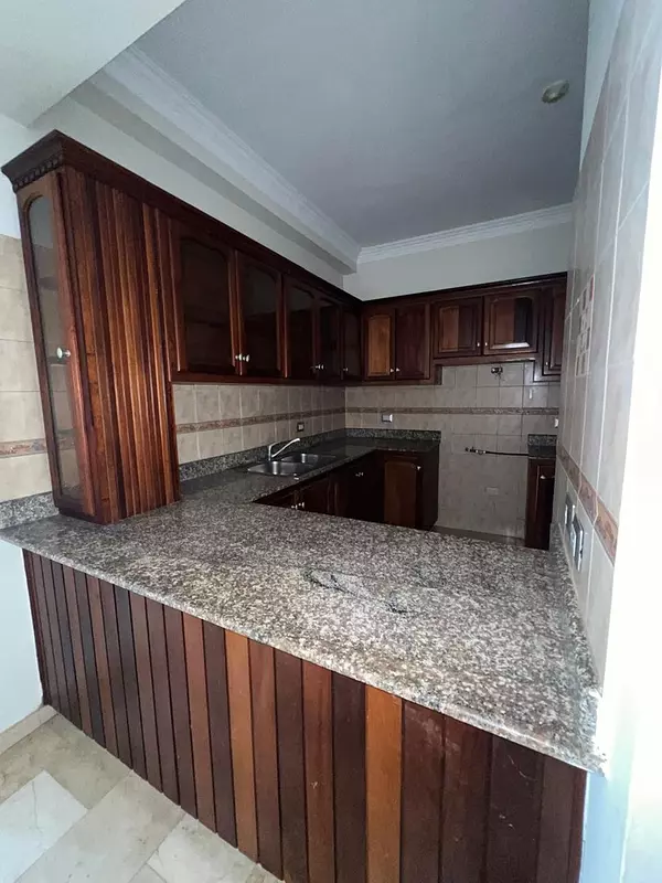 apartamentos - Alquiler Apartamento de 2 Habitaciones Sin Amueblar Ubicado en Bella Vista 5