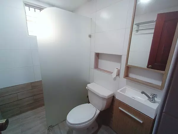 apartamentos - Se vende apartamento en Evaristo Morales 5