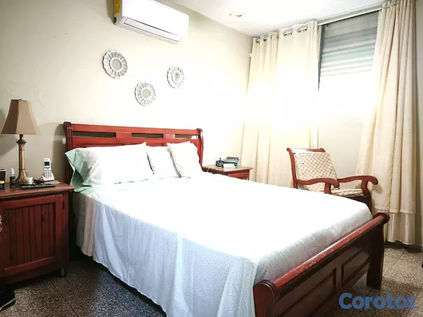 casas - Vendo Casa frente al mar en Av. 30 de Mayo  6