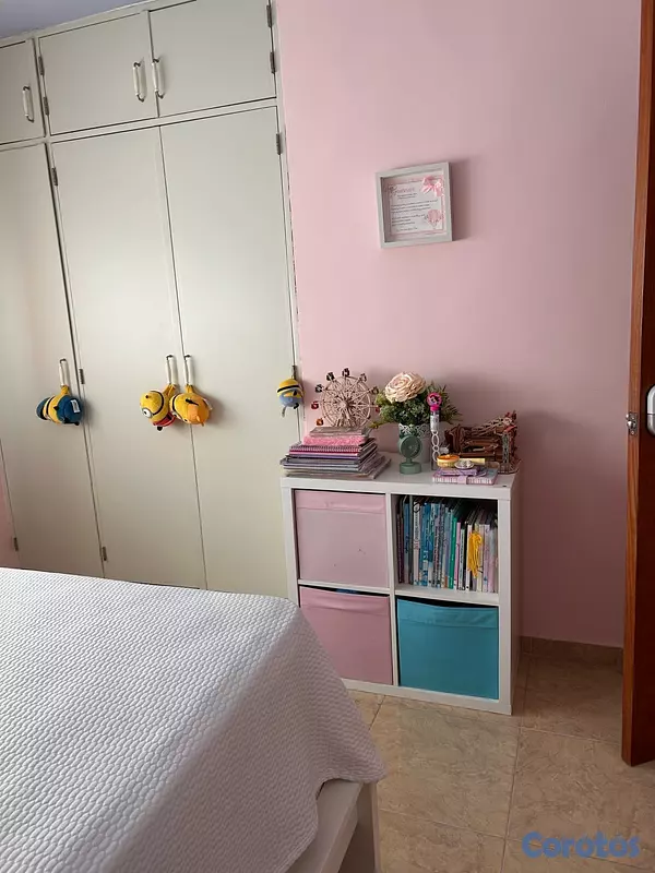 muebles y colchones - Habitación Para Niña. Mobiliario de Ikea 2