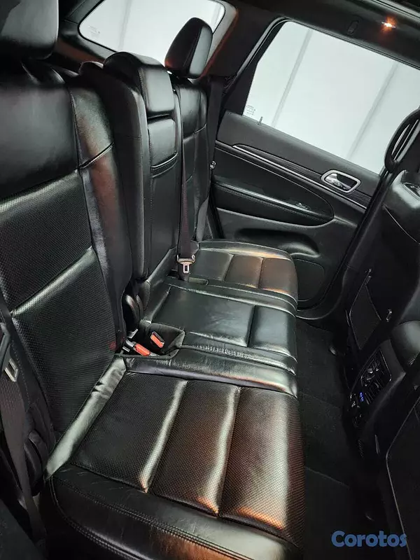 jeepetas y camionetas - Jeep Grand Cherokee Limited 2021 3
