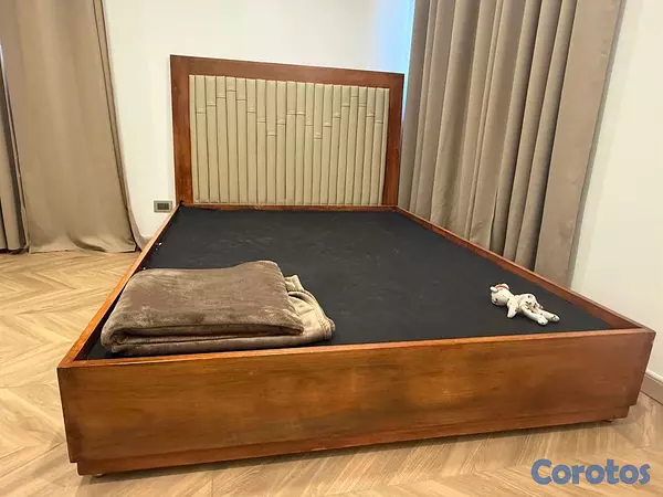 muebles y colchones - VENDO base de colchon en caoba de primera calidad.  3
