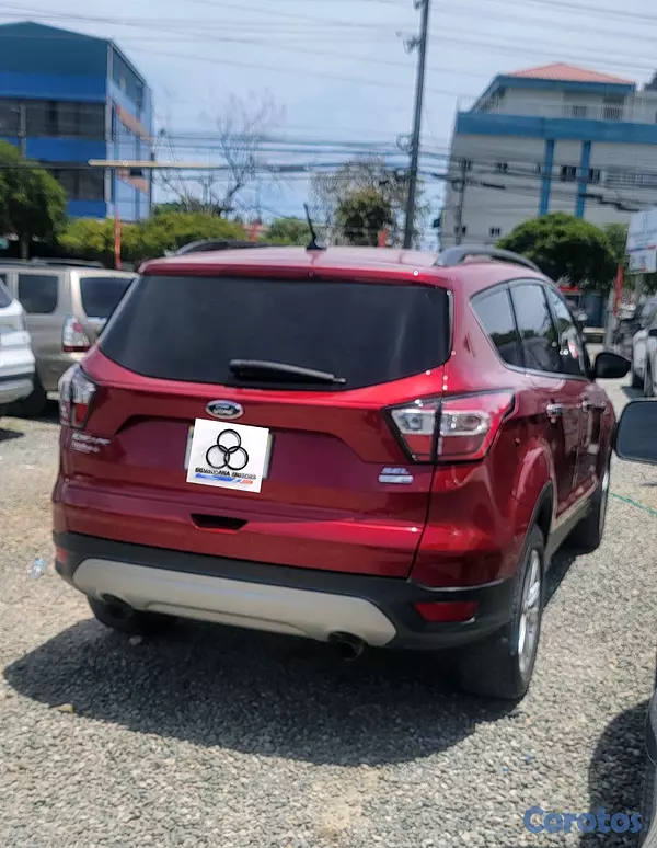 jeepetas y camionetas - FORD ESCAPE  2018 3