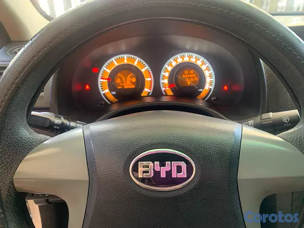 carros - BYD, Excelentes Condiciones  2