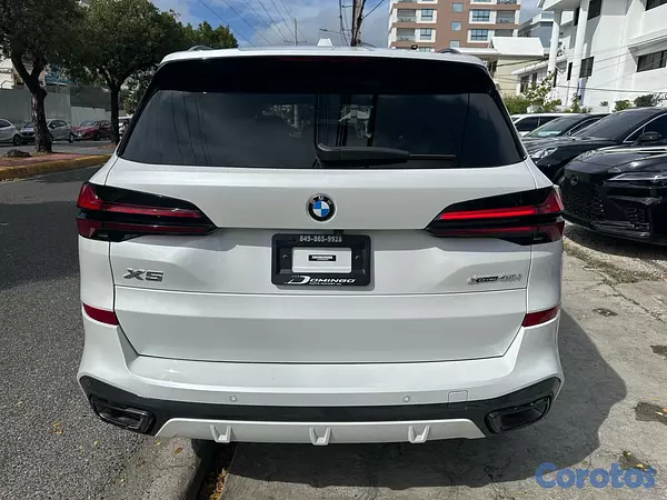 jeepetas y camionetas - BMW X5 M 40i año 2024  5