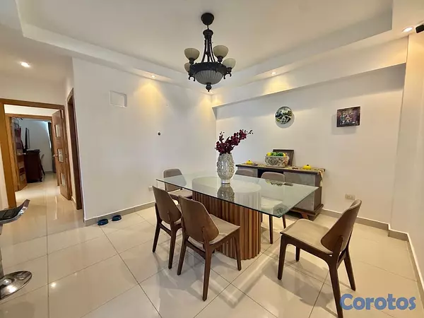 apartamentos - vendo la Esperilla piso 7 tres habitaciones 2.5 baños 3  parqueos balcón servici 3