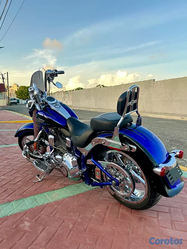 motores y pasolas - Softail CVO 110 convertible  10