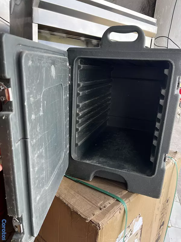 equipos profesionales - CARROS CALIENTE PARA CHEFFING CONSERVADOR DE COMIDA
 CAMBROS 2